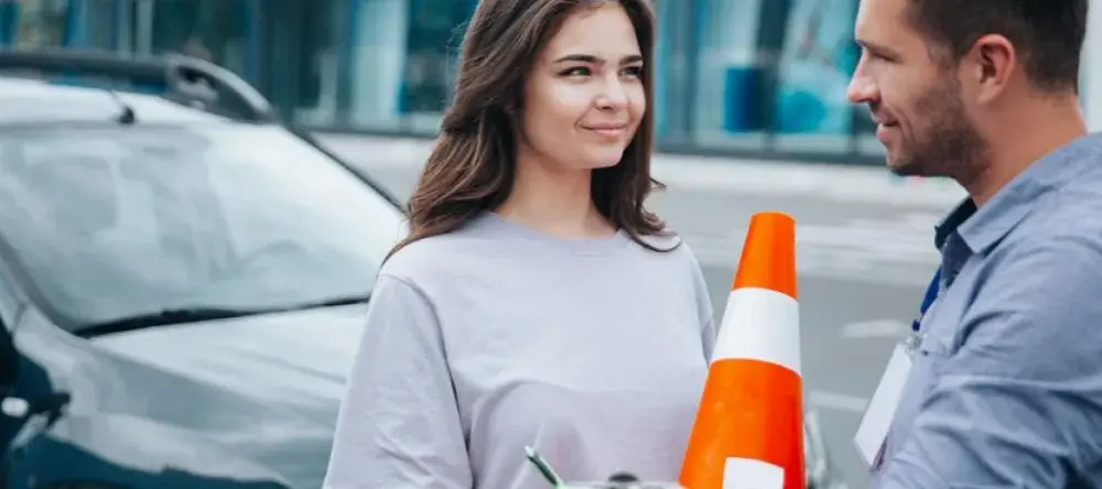 Kiedy używamy sprzęgła? Kluczowe sytuacje i techniki jazdy