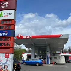 Ceny paliw na Orlenie: czy olej napędowy paruje? Diesel 6.81 zł, Verve Diesel 6.97 zł. Tankuj i leć dalej!
