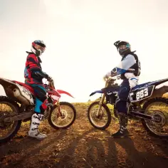 Czy na enduro trzeba mieć prawo jazdy? Oto co musisz wiedzieć
