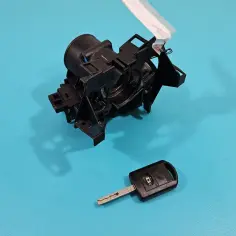 Jak rozebrać kluczyk Opel Meriva bez uszkodzenia elektroniki