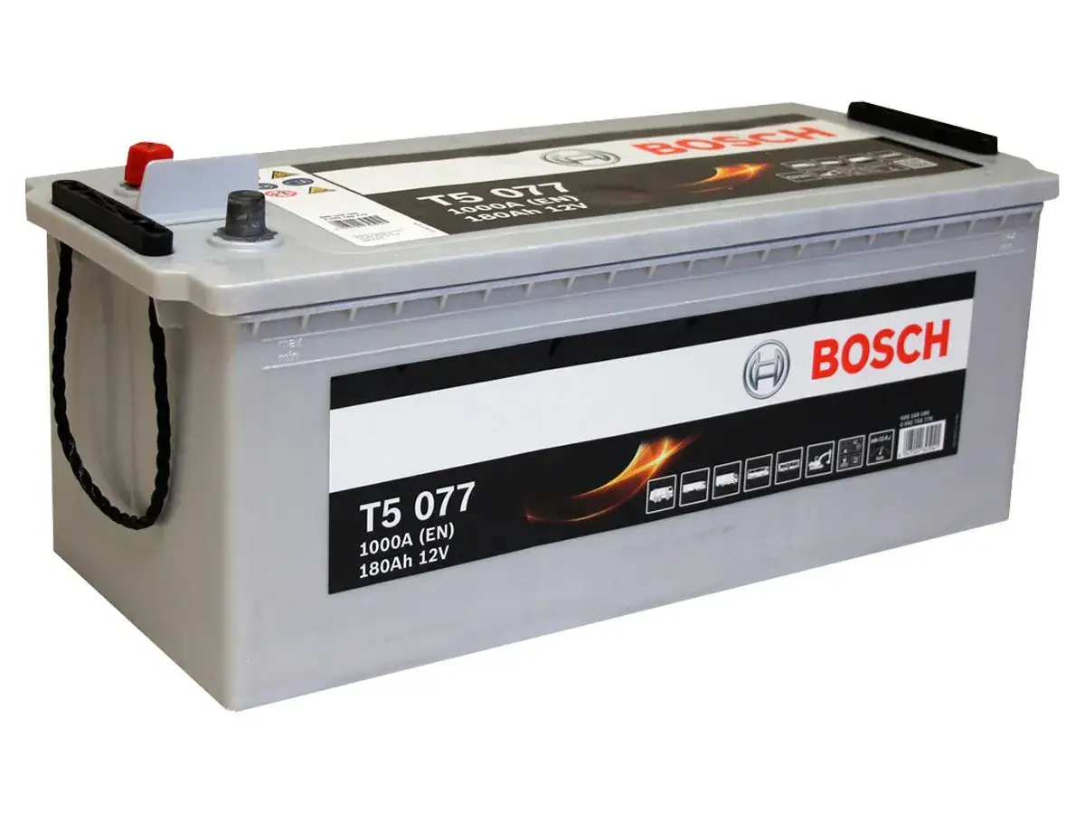 Akumulator Bosch T5 077 180Ah 1000A, gotowy do zasilenia każdego pojazdu, od osobówki po ciężarówkę.
