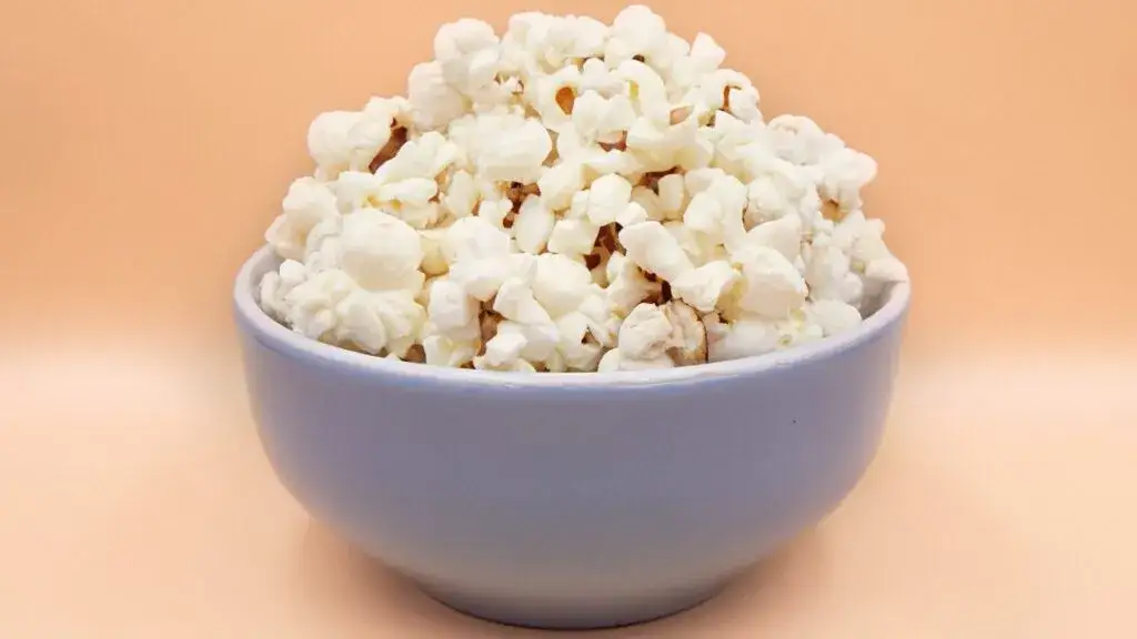 Zdjęcie Jak zrobić popcorn w dieslu? Niebezpieczne eksperymenty w kuchni